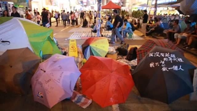 Occupy Hong Kong Hareketinin Gösterileri Devam Ediyor - Hong
