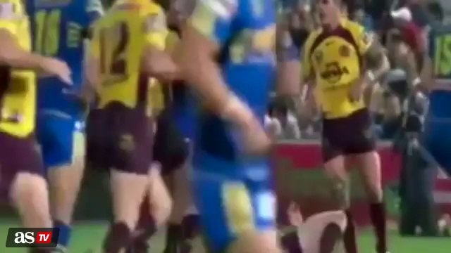شاهد فيديو عن عنف اللاعبين في ملاعب كرة القدم