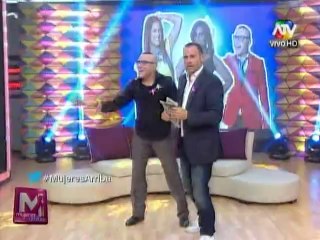 Monica Hoyos se puso celosa al ver a su ex bailando muy alegre con otra mujer