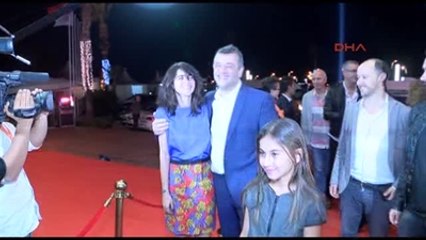 Kutluğ Ataman ?kuzu?yla Altın Portakal?da Gala Yaptı