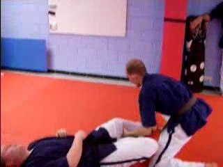 KO de MERCX sur St LAFATA