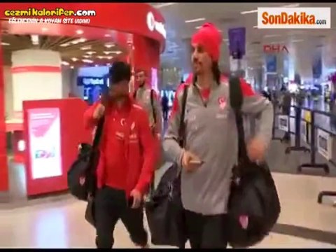 Taraftarın Fatih Terim ve Takım Oyuncularına Tepkisi