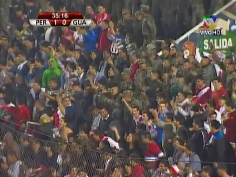 PER 1 - Carlos Ascues