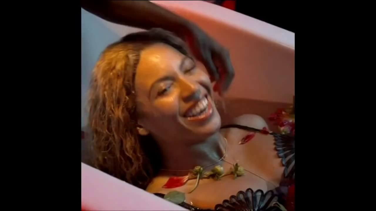 Beyoncé The Ice Bucket Challenge Nominates Nicki Minaj, Jay Z & Rihanna