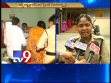 Women constable beats another, both suspended - Tv9