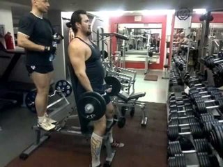 Тренировка мышц в зале - № 421. Бицепс. Строгая техника + читинг. Юра и Митя.