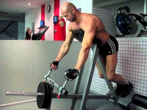 Как накачать спину - № 366. Как накачать середину спины - Шраги в тренажере