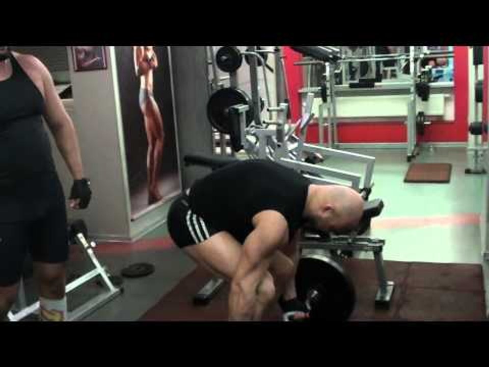 № 402. Юра и Митя 65 кг на бицепс на 20! Дуэль!