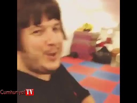 Şahan'dan Sezen Aksu taklidi