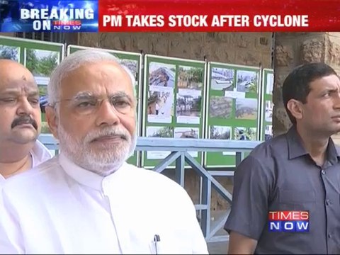 PM takes stock after Cyclone 'Hudhud'