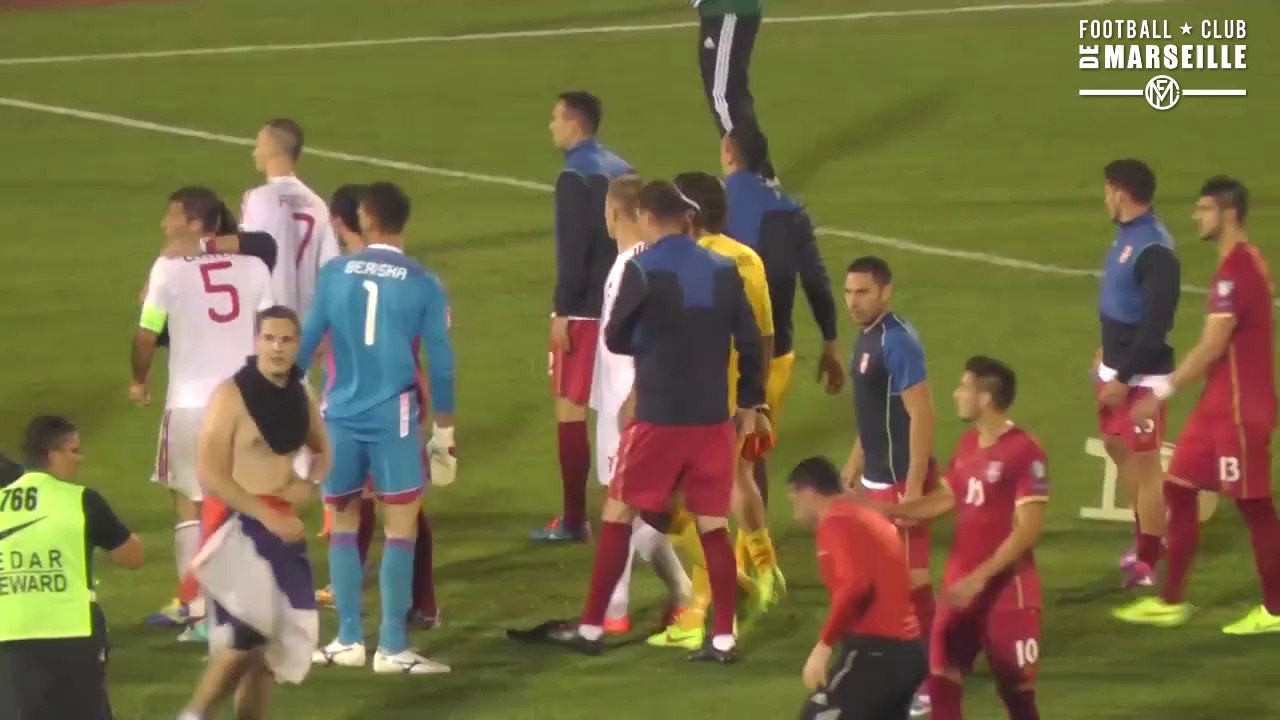 Cana aux prises avec des supporters serbes