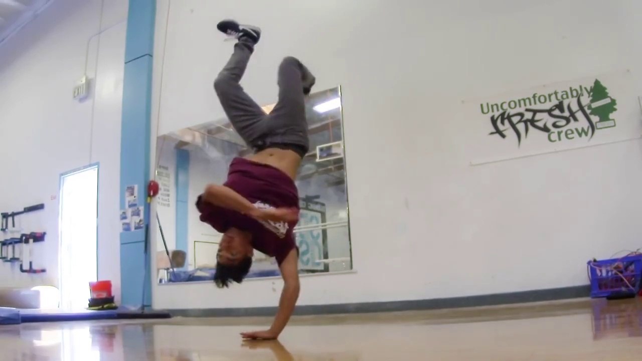 Des acrobaties filmées en Slow Motion et Bullet time : Breaking Gravity