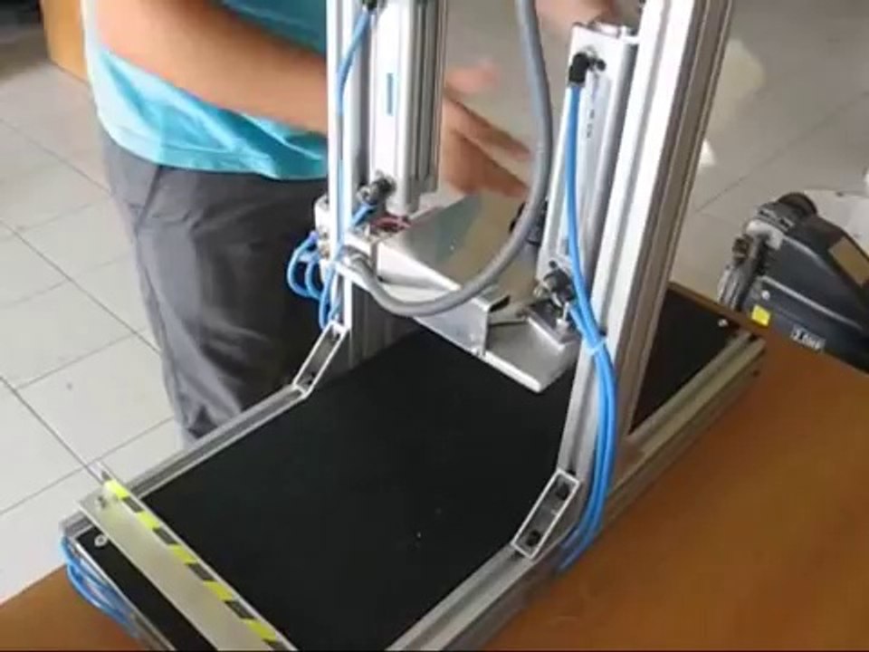 Strafor Mini Press