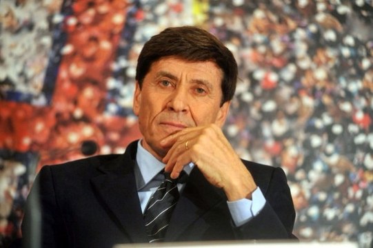 Gianni Morandi chiede aiuto alla rete