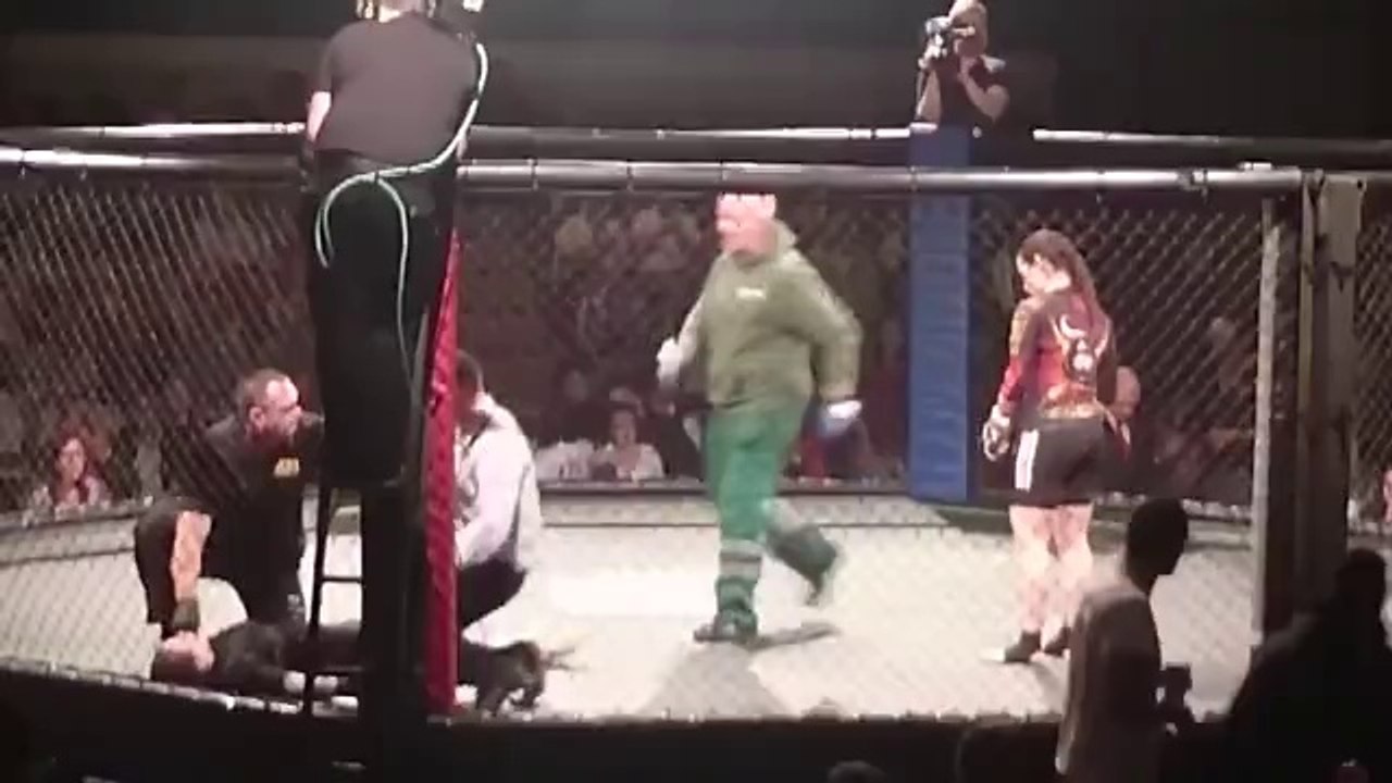 30 Saniyede Tek Hamlede Nakavt Eden Kadın