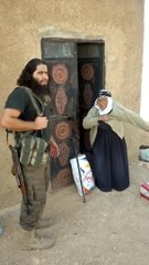 PKK'nın terkettiği yaşlı Kürt Kadına IŞİD sahip çıktı