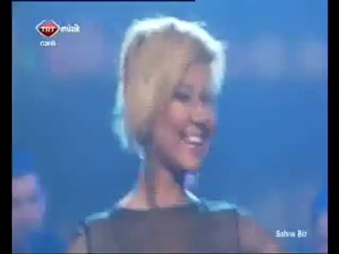 ÖZGÜR EREN - EVLERİNİN ÖNÜ BULGUR SOKUSU - 02.05.2013