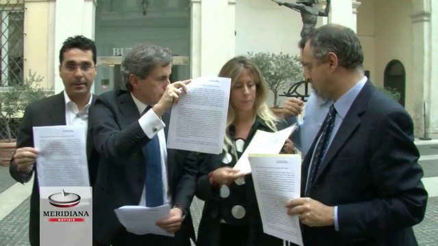 Centrodestra in prefettura contro i matrimoni gay: Marino sta commettendo un abuso