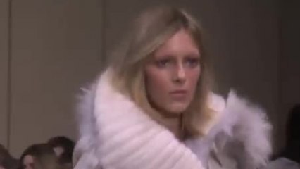 JULIEN MACDONALD Autumn Winter 2010 2011 London by Fashion Channel