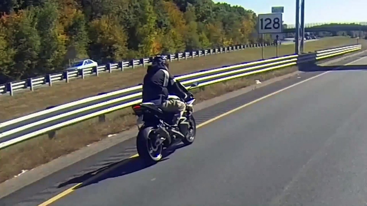 Vitesse moto : la plaque de l'enfer !