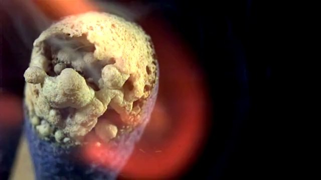 Kibritin Yavaş Çekim Yanma Anı