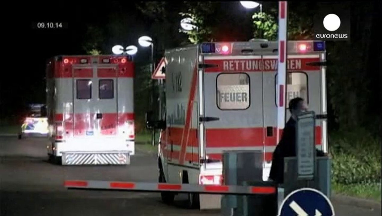 Έμπολα: Με μέτρα στα αεροδρόμια απαντά η ΕΕ