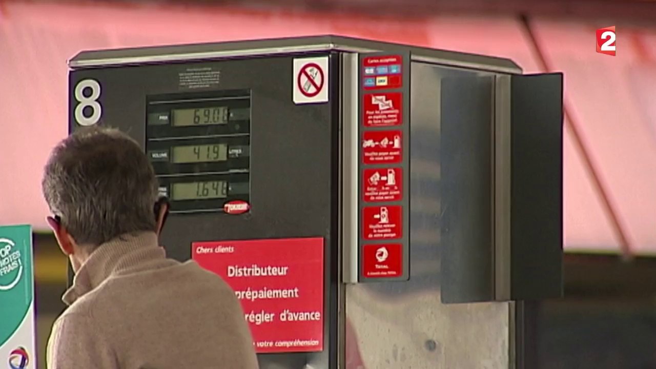 Une taxe sur les poids lourds pour compenser l'écotaxe