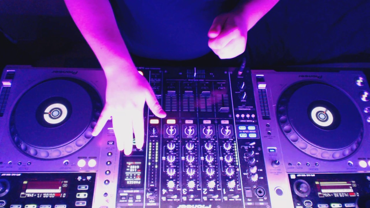 Brooney - Hands Up 2014 #4