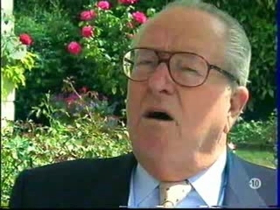 LE PEN QUI CHANTE