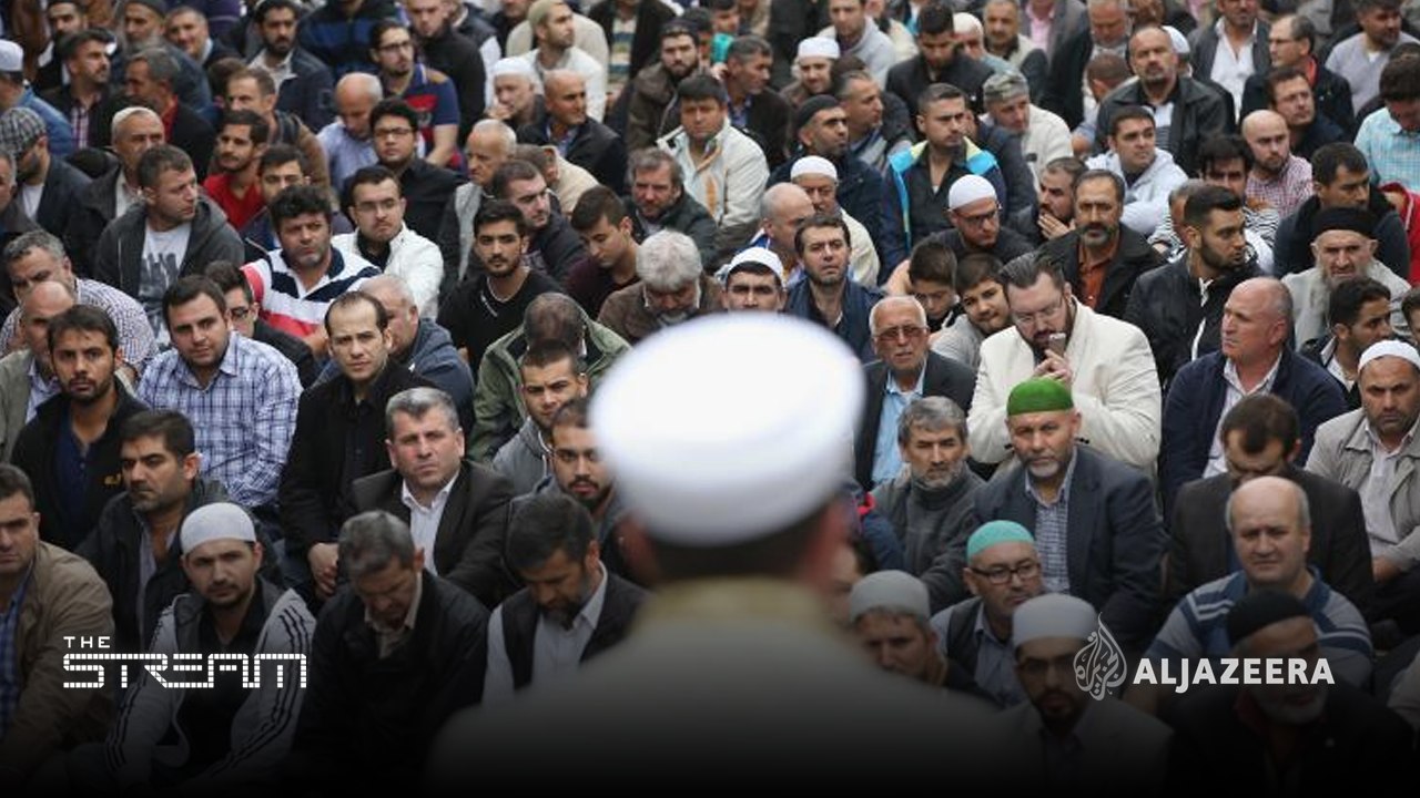 The pressure to denounce ISIL – Highlights