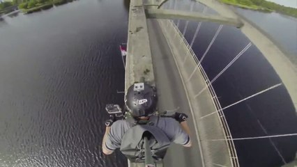 Köprü Kirişlerinden Motosiklet Geçmek