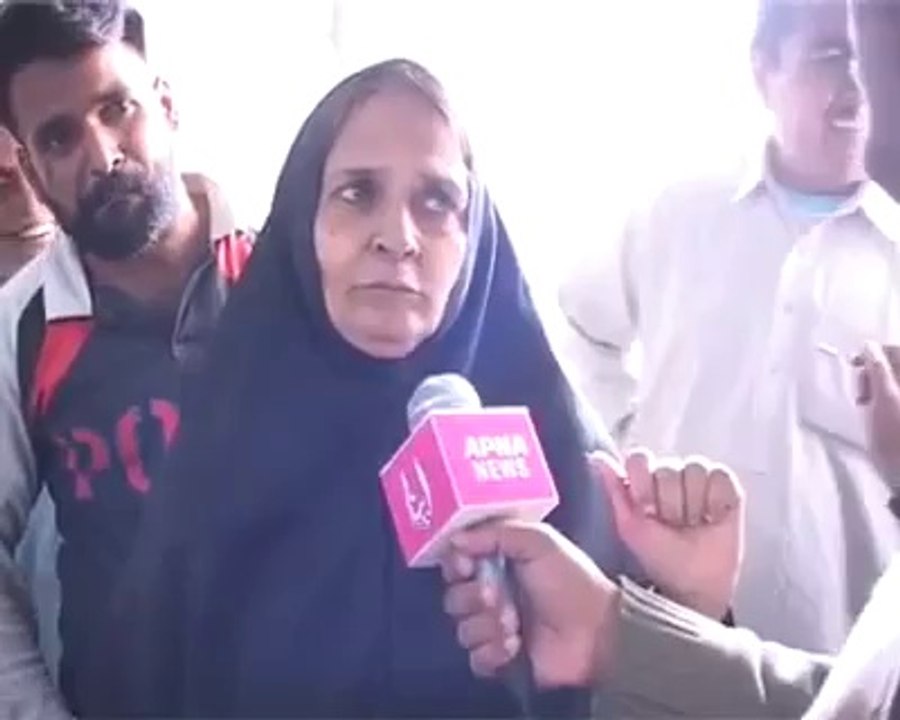 A woman said that Zardari "tarkari"