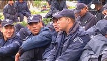 پایان بی نتیجه مذاکره دولت الجزایر با افسران پلیس