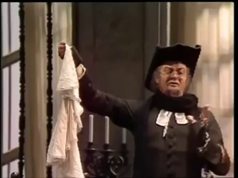 TG 15.10.14 Quasi 10mila giovani spettatori per il Barbiere di Siviglia al Petruzzelli