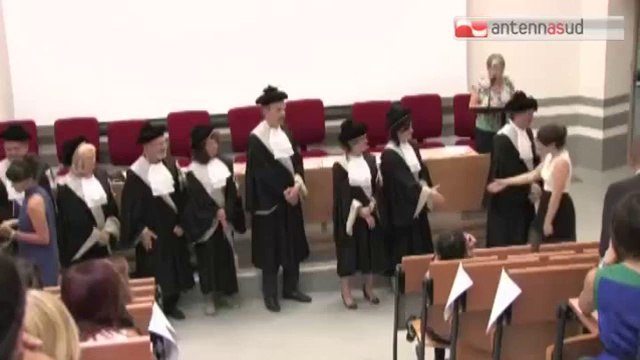 TG 15.10.14 Rivoluzione al Politecnico di Bari: pergamena subito dopo la laurea