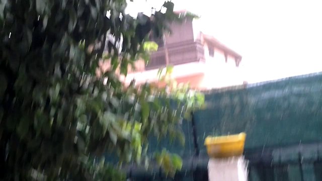 Pioggia e nebbia a Napoli 5/9/2014