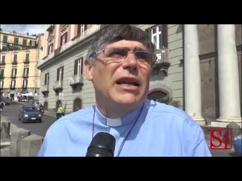 Caivano (NA) - Bimba caduta da balcone, era vittima di abusi sessuali -2- (15.10.14)