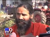 Baba Ramdev undertakes cleanliness drive in Haridwar - Tv9 Gujarati