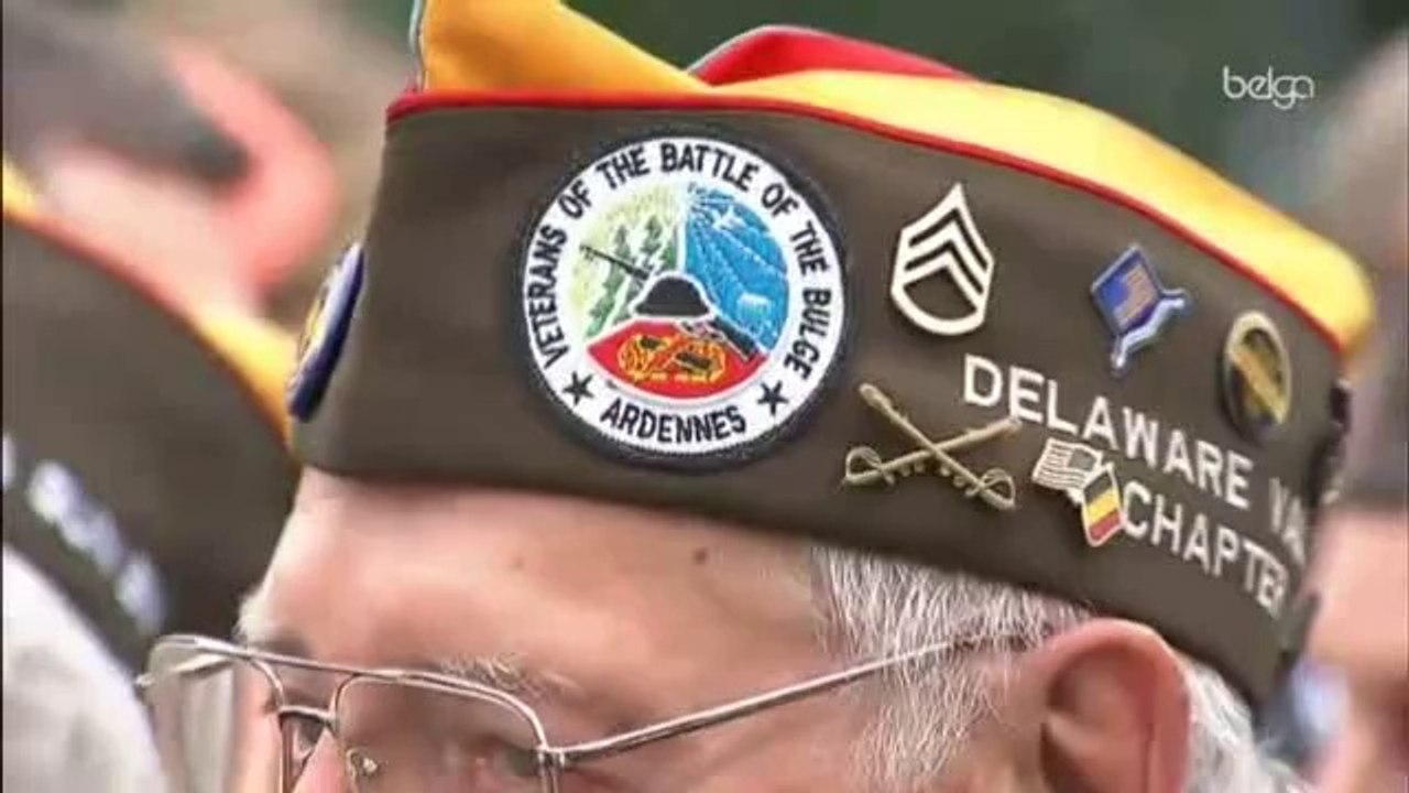 Philippe et Mathilde rendent hommage aux vétérans de la Bataille des Ardennes