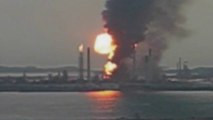 La raffinerie Shell de Singapour en feu