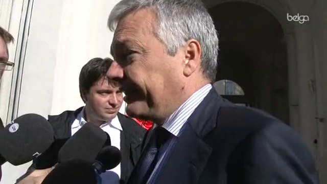 Reynders: Les actionnaires de Dexia seront tous traités pareillement