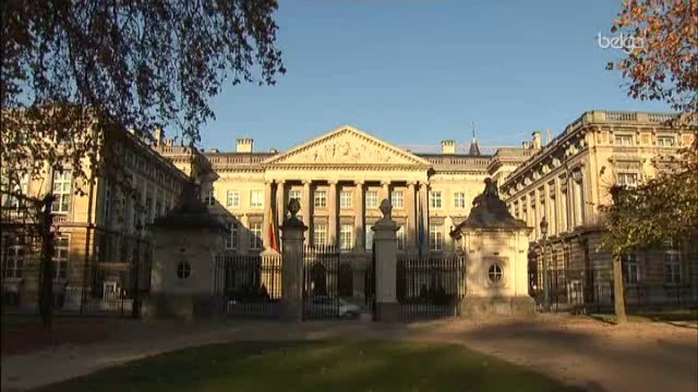 Elio Di Rupo se rend chez le Roi