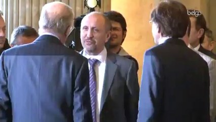 Di Rupo a présidé son premier Conseil des ministres