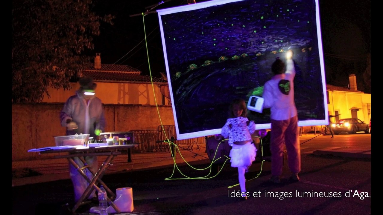 La Nuit Étoilée - Peinture nocturne sur Demoiselle - les Deltaiques 2014 - Arles, Mas Thibert - par Martine Berlioux et Philippe Monnier