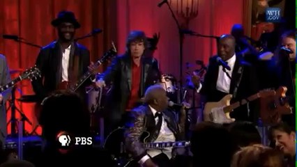 Barack Obama chante "Sweet Home Chicago"