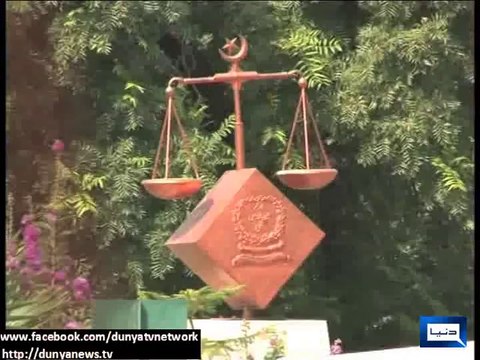 Dunya News - PM disqualification case: SC orders petitioner to submit written statement