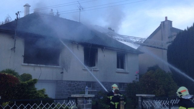 Un pavillon détruit par un incendie