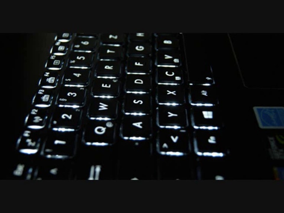 Asus G750JS-T4064H Gaming Notebook