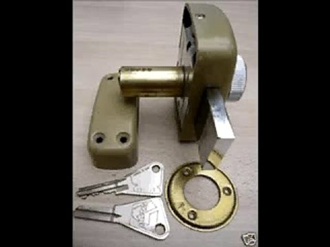 artisan serrurier Boinvilliers Â 78200 Tel: 01-56-47-08-45 Pose volet roulant electrique Â Â
