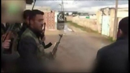 Qui sont ces jeunes qui partent combattre en Syrie?